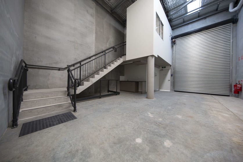 Click to view all images 25/8-12 Julian Close Banksmeadow NSW 2019 - Image 2