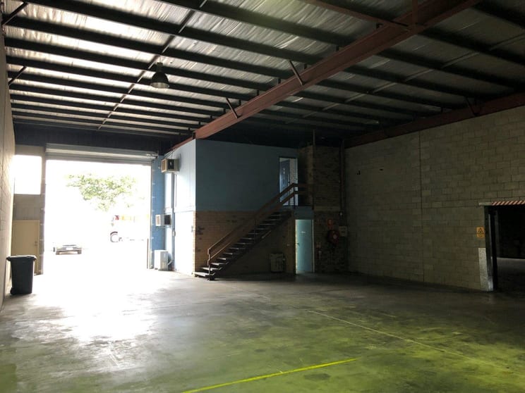 Click to view all images 2/49 Donaldson Road Rocklea QLD 4106 - Image 2