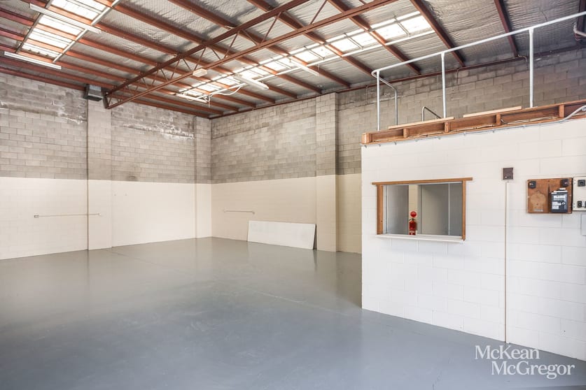 Click to view all images 2/50 Bridge Street Bendigo VIC 3550 - Image 2