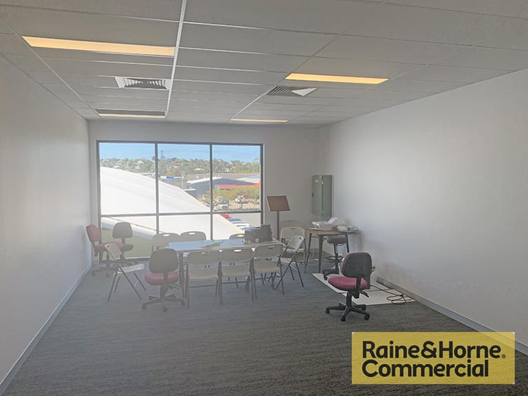Click to view all images 5/72 Pickering Street Enoggera QLD 4051 - Image 3