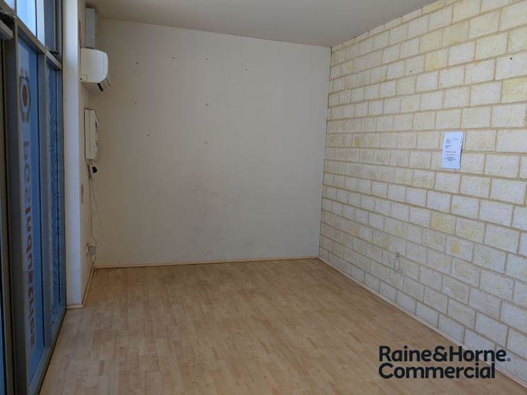 Click to view all images Unit 1 / 37 Opportunity Street Wangara WA 6065 - Image 3