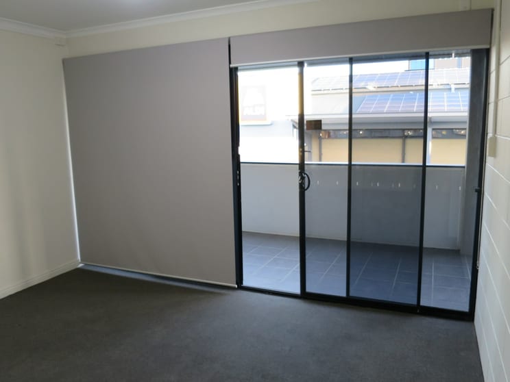 Click to view all images 11/86 City Road Beenleigh QLD 4207 - Image 2