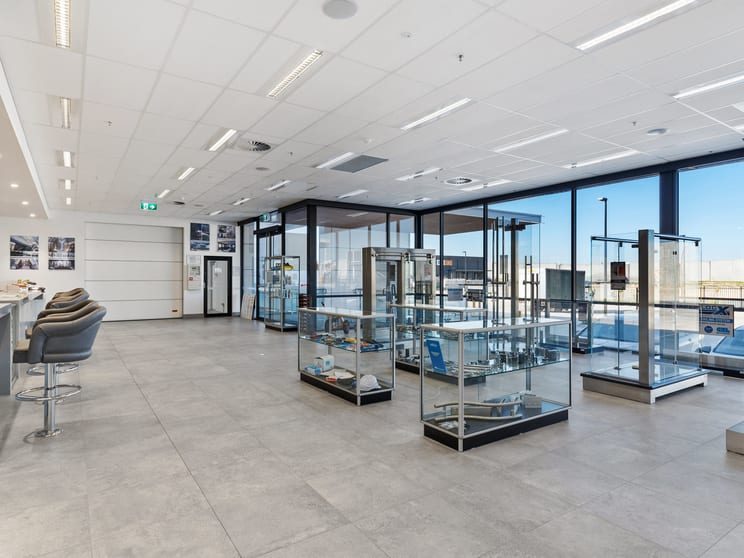 Click to view all images 19 Production Road Canning Vale WA 6155 - Image 3