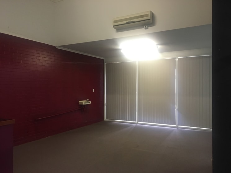 Click to view all images 4/133 Bourbong Bundaberg Central QLD 4670 - Image 3