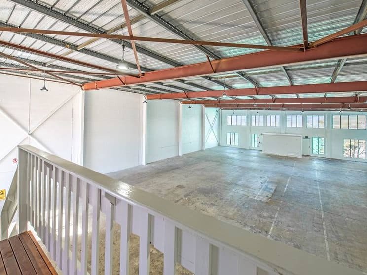Click to view all images 8 Ferguson Street Underwood QLD 4119 - Image 2