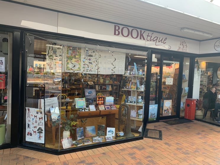 Click to view all images Shops 5&6/4 Market Street Merimbula NSW 2548 - Image 2