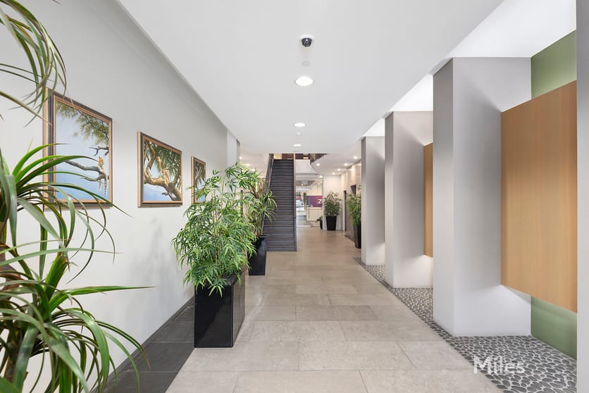 Click to view all images Suite 4/50 Upper Heidelberg Road Ivanhoe VIC 3079 - Image 2