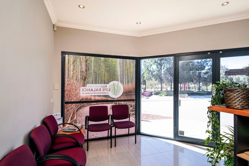 Click to view all images 37 Mornington Parkway Ellenbrook WA 6069 - Image 2