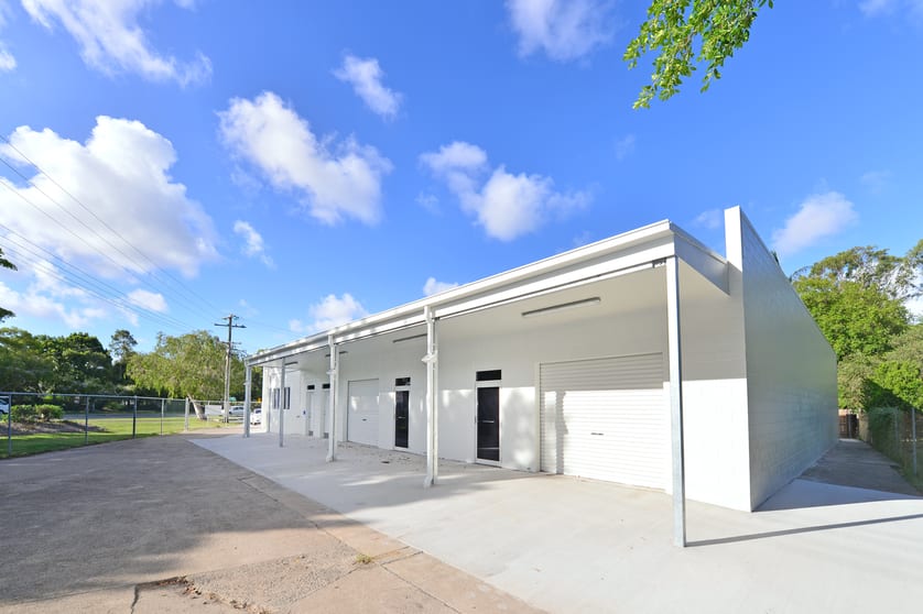 Click to view all images Unit 2/29 Eumundi Road Noosaville QLD 4566 - Image 3