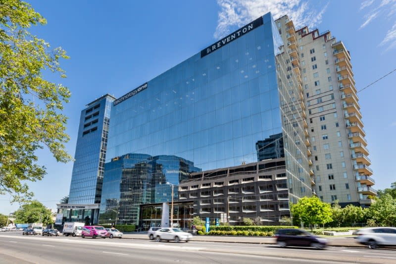 Click to view all images 420 St Kilda Road Melbourne VIC 3004 - Image 1