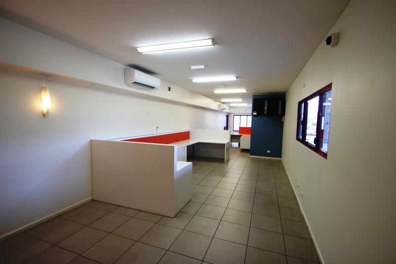 Click to view all images Unit 4/51 Benison Road Winnellie NT 0820 - Image 3