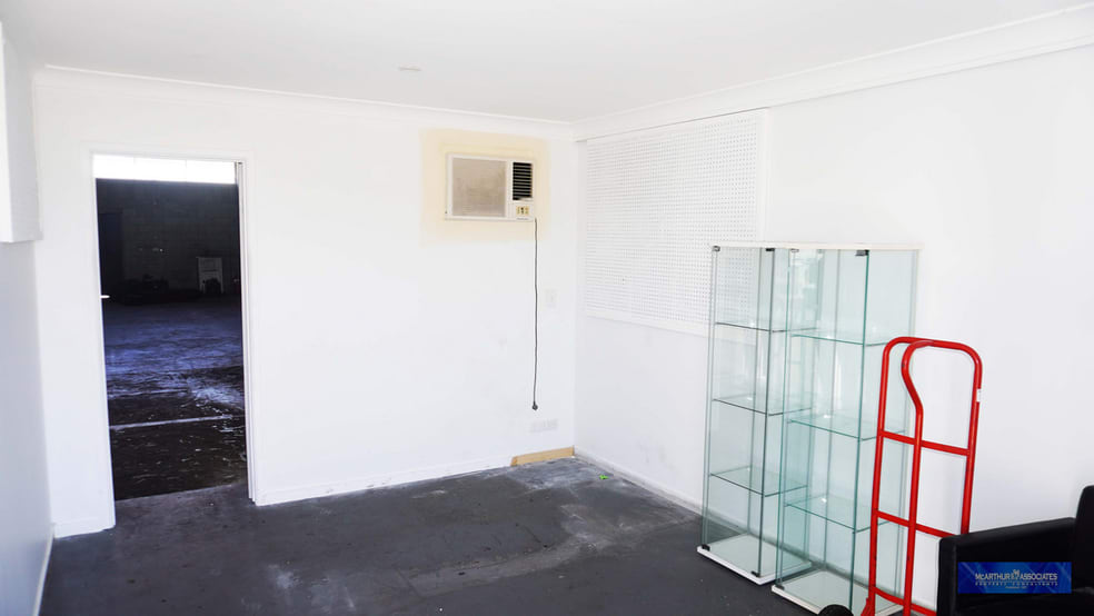 Click to view all images Lawnton QLD 4501 - Image 3
