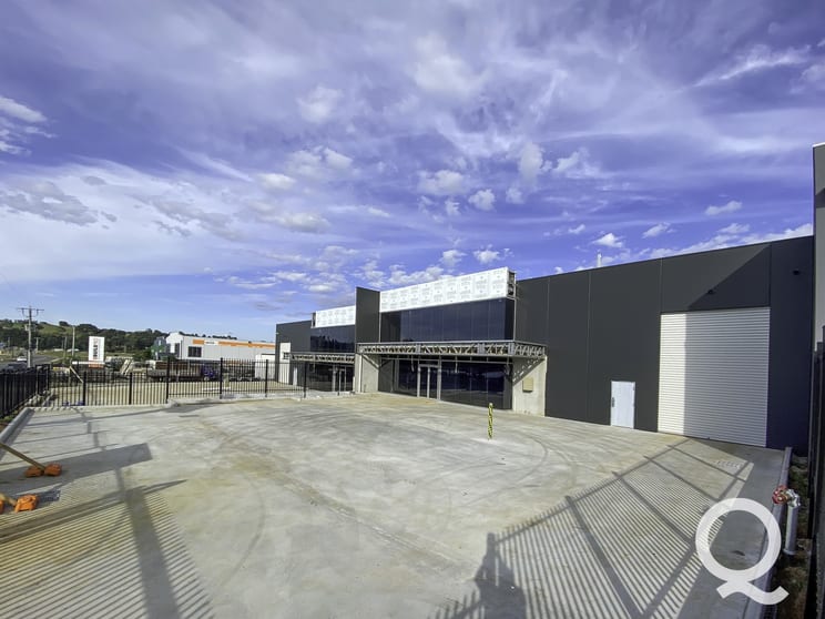 Click to view all images 14 HAZEL DRIVE Warragul VIC 3820 - Image 3