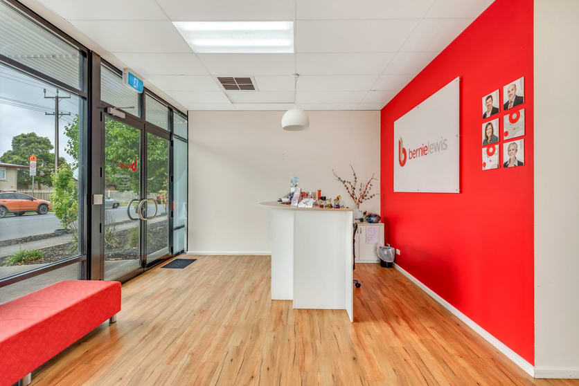 Click to view all images 1/107-109 Dyson Road Christies Beach SA 5165 - Image 2