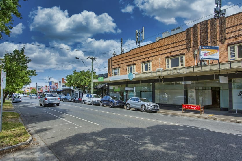 Click to view all images 595B Hampton Street Hampton VIC 3188 - Image 2