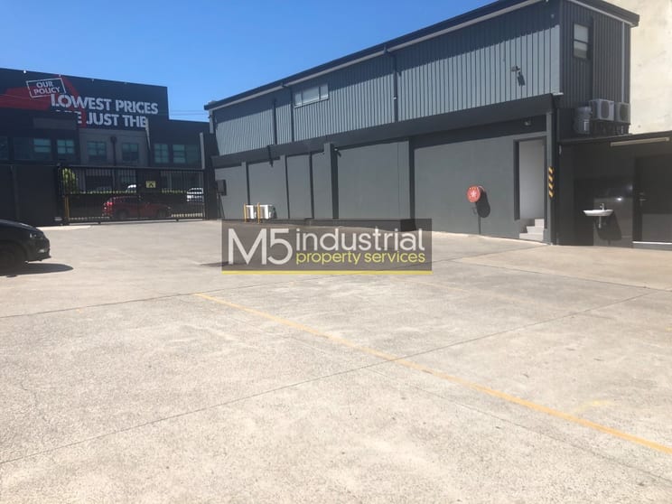 Click to view all images 2 Omnibus Road Kingsgrove NSW 2208 - Image 3