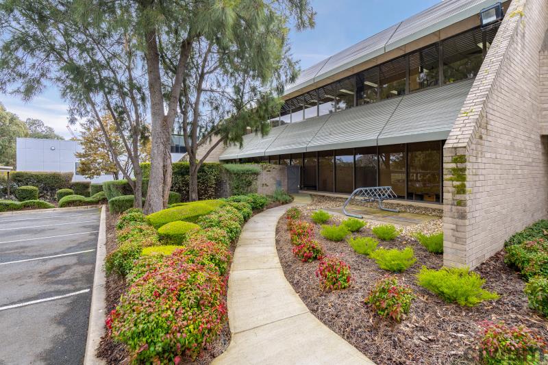 Click to view all images 14 Napier Close Deakin ACT 2600 - Image 1