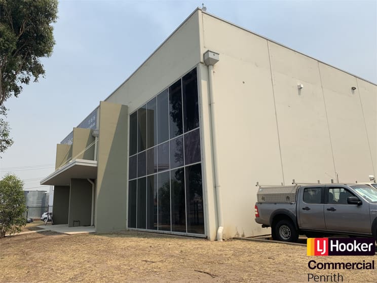 Click to view all images Penrith NSW 2750 - Image 2