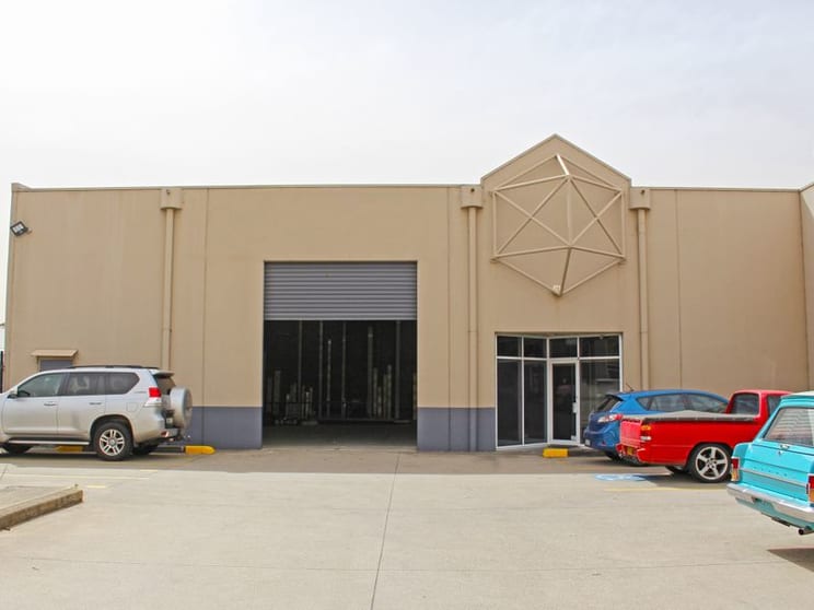 Click to view all images Unit 6, 57 Regentville Road Penrith NSW 2750 - Image 1