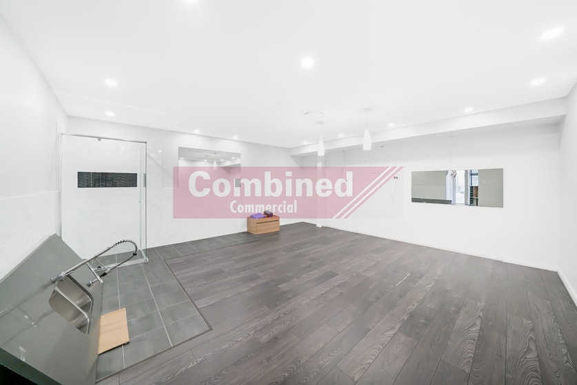 Click to view all images 4/14 Exchange Parade Narellan NSW 2567 - Image 3