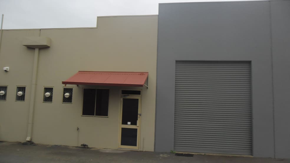 Click to view all images 4/5 Delmont Place Mandurah WA 6210 - Image 1