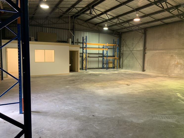 Click to view all images 47a Willams Road Shepparton VIC 3630 - Image 3