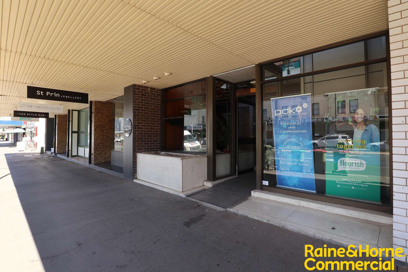 Click to view all images Suite 2/84-86 Fitzmaurice Street Wagga Wagga NSW 2650 - Image 2