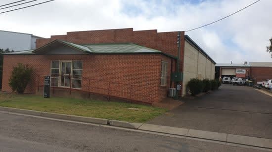 Click to view all images 4/4 Cook Street Tamworth NSW 2340 - Image 1