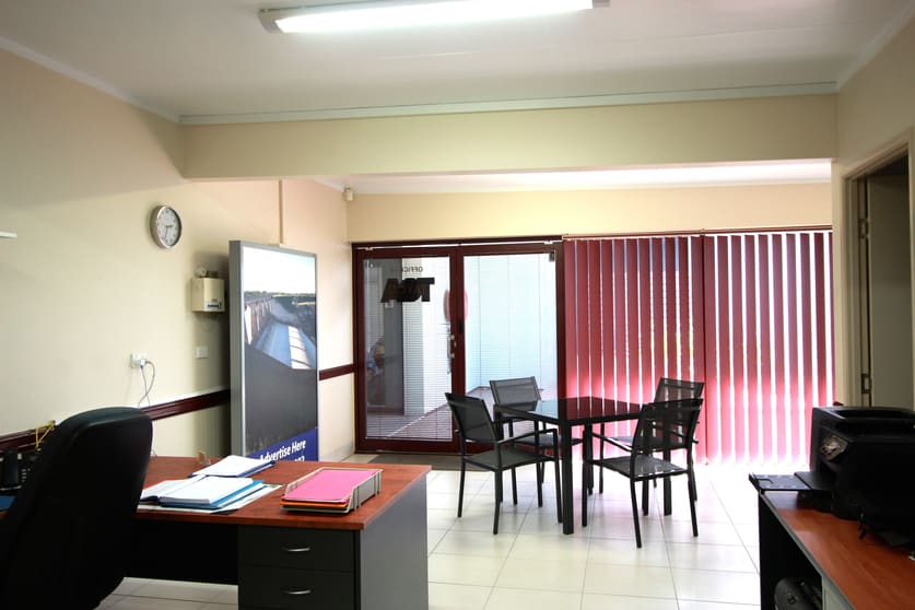 Click to view all images Shop 15/51-53 Perry Street Bundaberg North QLD 4670 - Image 3