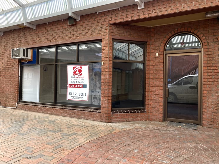 Click to view all images 4/180 Main Street Bairnsdale VIC 3875 - Image 1
