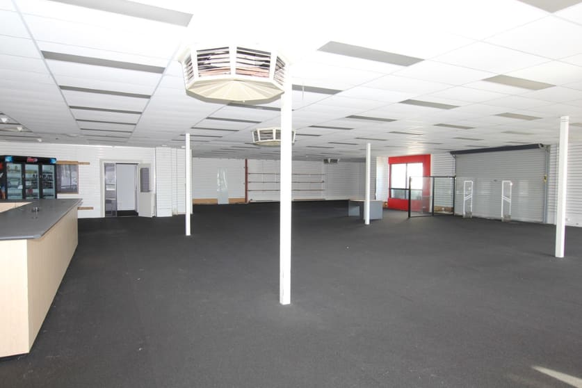 Click to view all images 31 Victoria Street Midland WA 6056 - Image 2