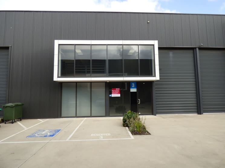 Click to view all images 3/8a Railway Avenue Oakleigh VIC 3166 - Image 1