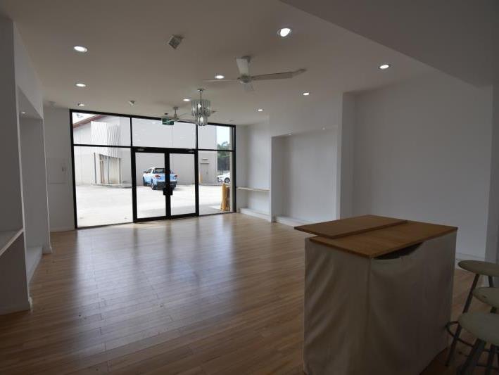 Click to view all images Unit 2/44-46 Medcalf Street Warners Bay NSW 2282 - Image 3
