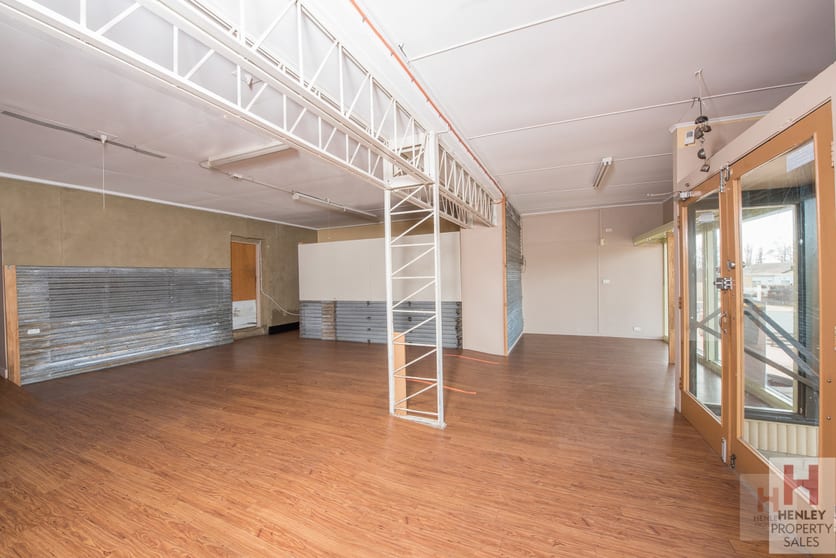 Click to view all images Shop 1/64 Jindabyne Road Berridale NSW 2628 - Image 3