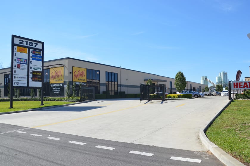 Click to view all images Unit 3, 2187 Castlereagh Road Penrith NSW 2750 - Image 1