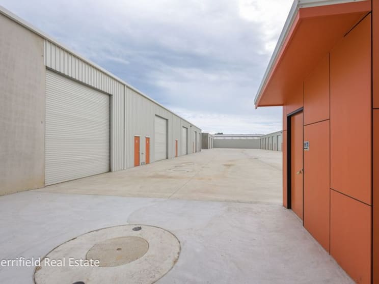 Click to view all images 12/370A Albany Highway Albany WA 6330 - Image 1