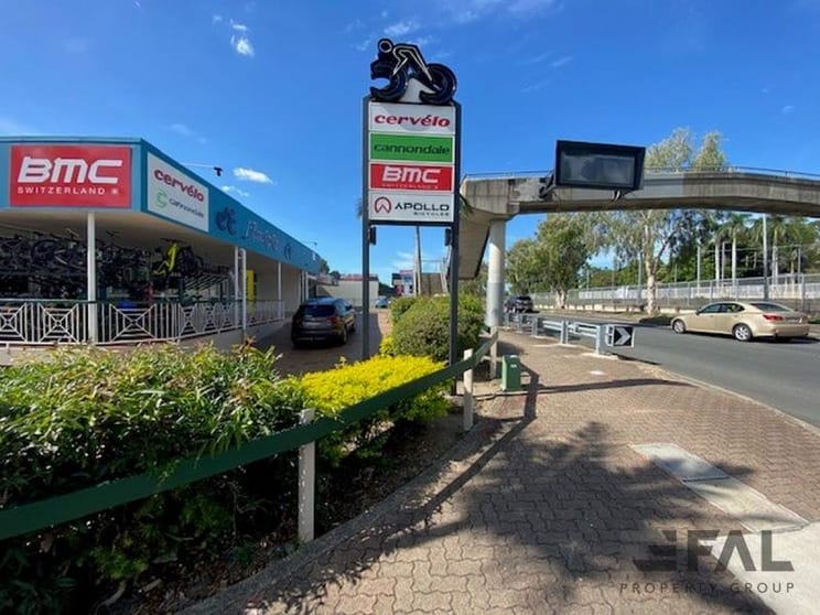 Click to view all images Shop 1/483 Fairfield Road Yeronga QLD 4104 - Image 3