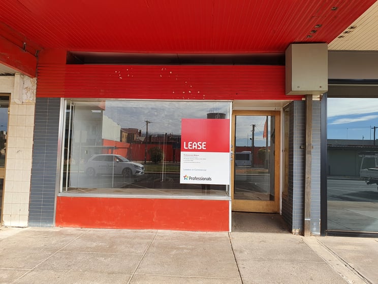 Click to view all images 37a Deakin Avenue Mildura VIC 3500 - Image 1