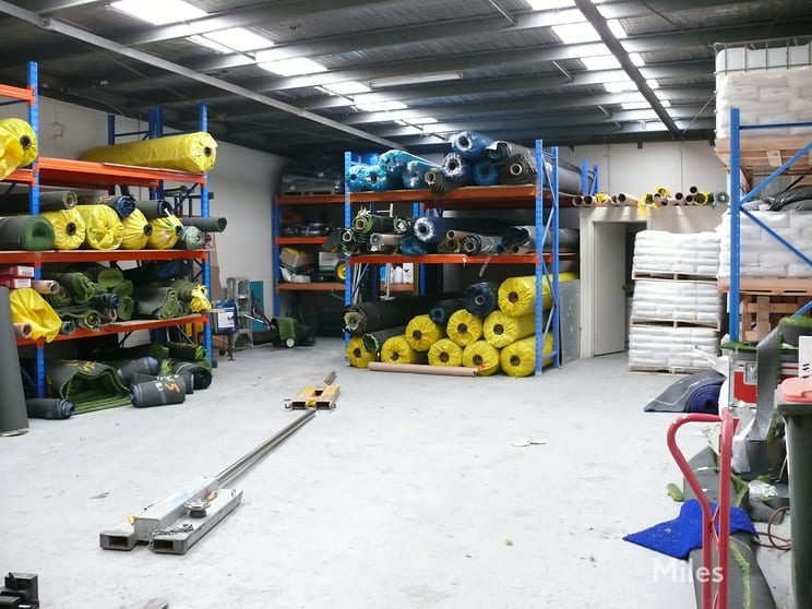 Click to view all images 1/25 Peel Street Eltham VIC 3095 - Image 3