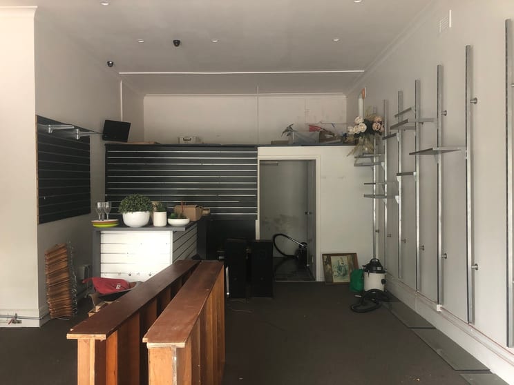 Click to view all images 92 Auburn Rd Auburn NSW 2144 - Image 2