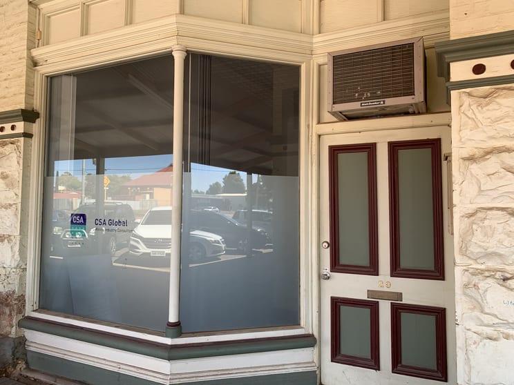 Click to view all images 20 Porter Street Kalgoorlie WA 6430 - Image 2