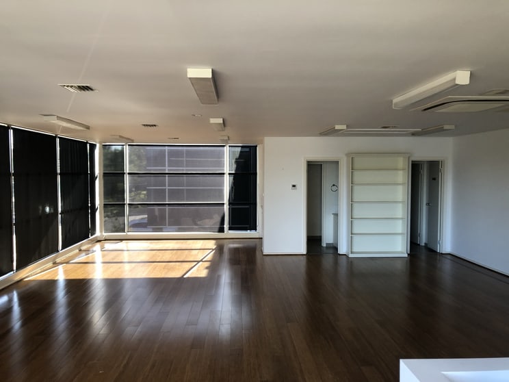 Click to view all images 2/4 Sturt Street Croydon VIC 3136 - Image 1