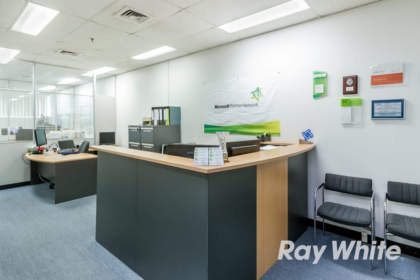 Click to view all images Unit 41E/190 Jells Road Wheelers Hill VIC 3150 - Image 2