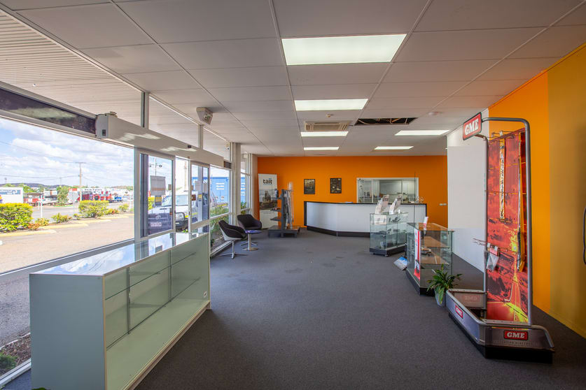 Click to view all images 48 Barkly Highway Mount Isa QLD 4825 - Image 2