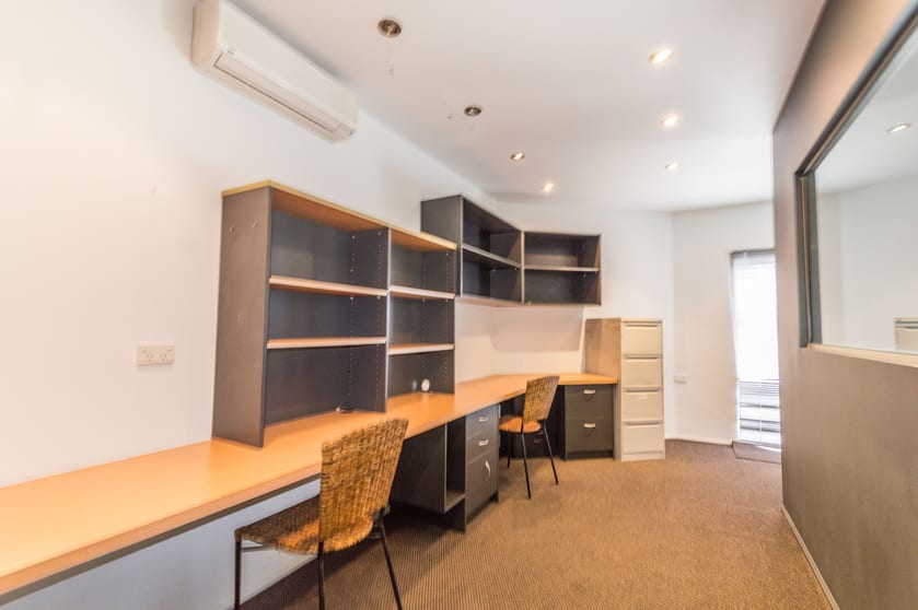 Click to view all images Molendinar QLD 4214 - Image 3