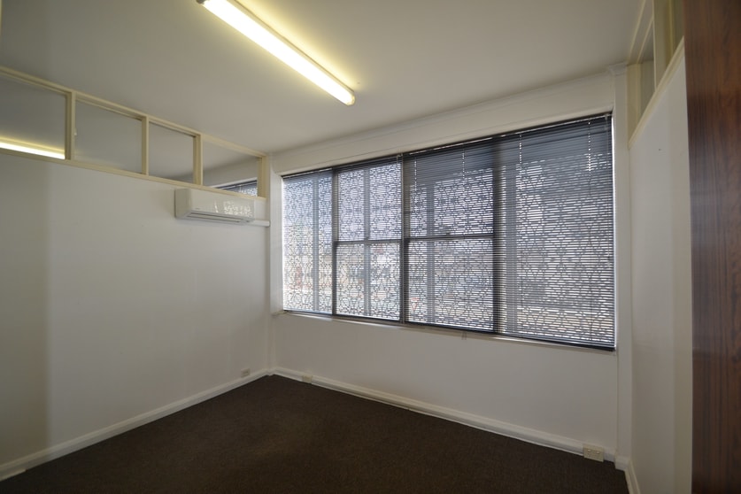 Click to view all images 235 Anstruther Street Echuca VIC 3564 - Image 1