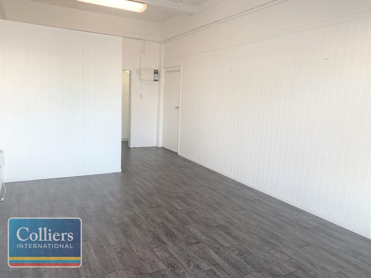 Click to view all images Suite 3/8 Morris Street West End QLD 4810 - Image 3