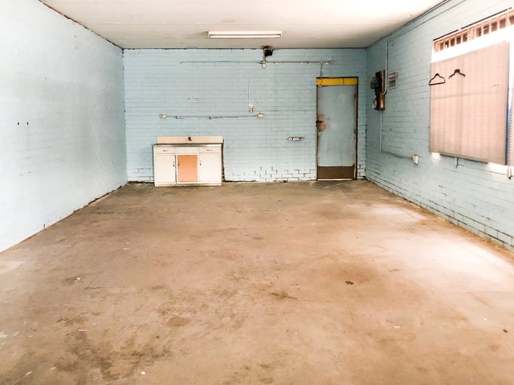 Click to view all images Rear of 46 Beach Street Frankston VIC 3199 - Image 4