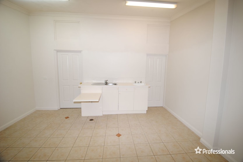 Click to view all images 167 Main Street Lithgow NSW 2790 - Image 3