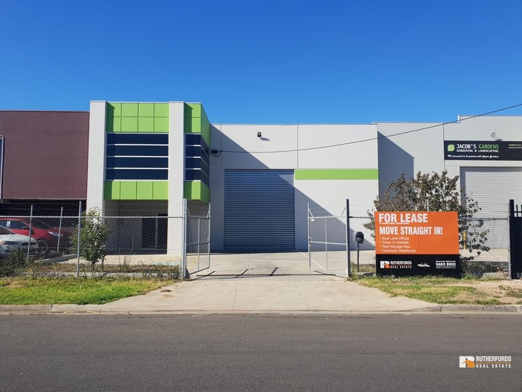 Click to view all images 36 Cromer Avenue Sunshine North VIC 3020 - Image 1